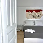 Maralex Hotel *