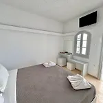 Maralex Hotel Fira (Santorini)