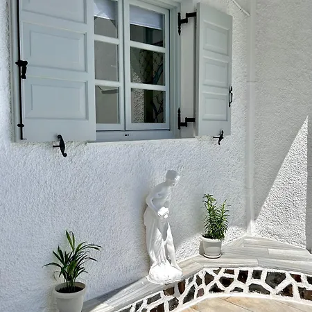 Maralex Hotel Fira (Santorini)