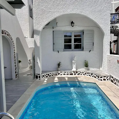 Hotel Maralex Fira (Santorini)