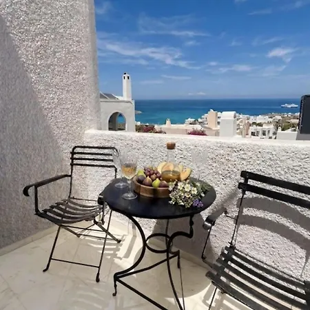 Maralex Fira (Santorini)