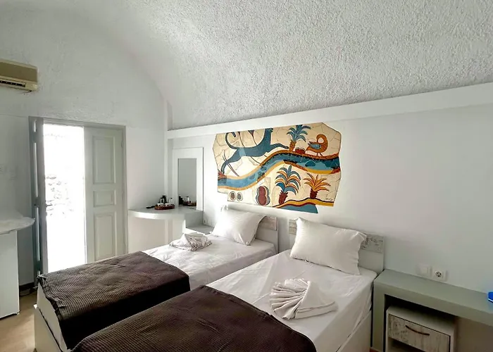 Hotel Maralex Fira (Santorini)